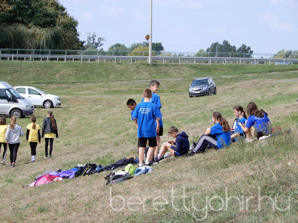 Mezei futóbajnokság Berettyóújfaluban 44